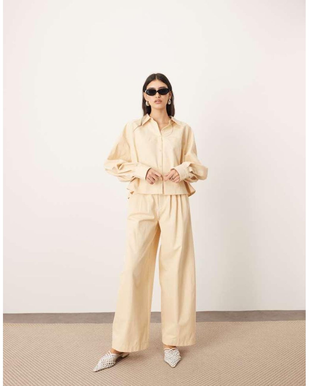 ARRANGE Natural Structured Pleat Detail Wide Leg Barrel Trouser