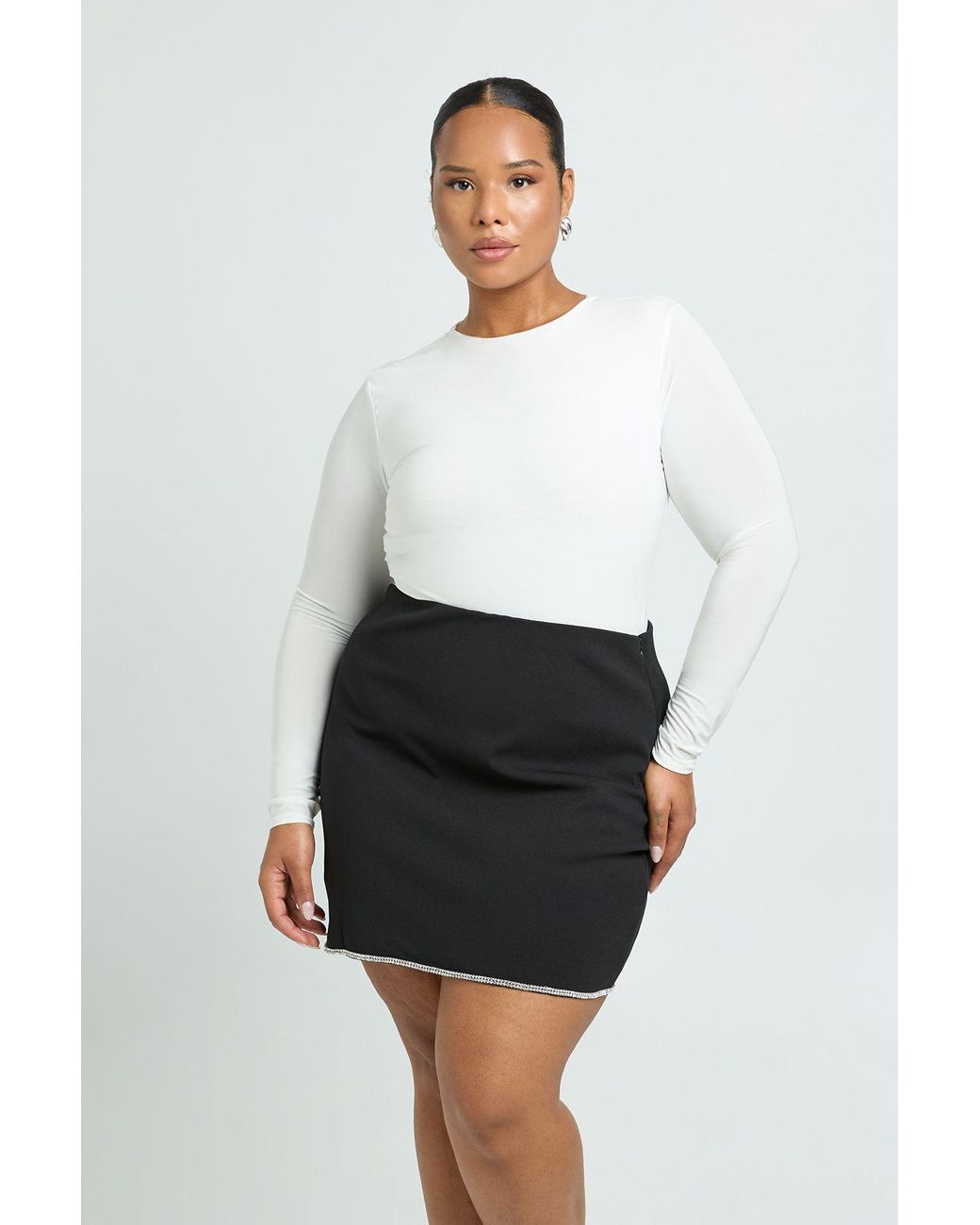 Boohoo White Plus Structured Diamante Trim Mini Skirt