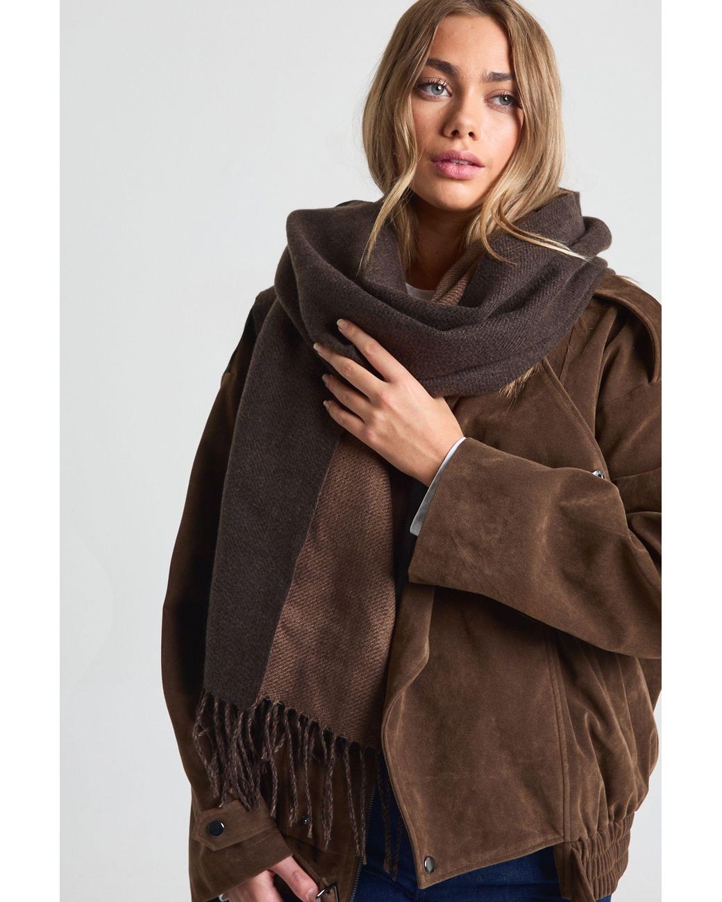 Boohoo Brown Reversible Tassel Lightweight Blanket Scarf