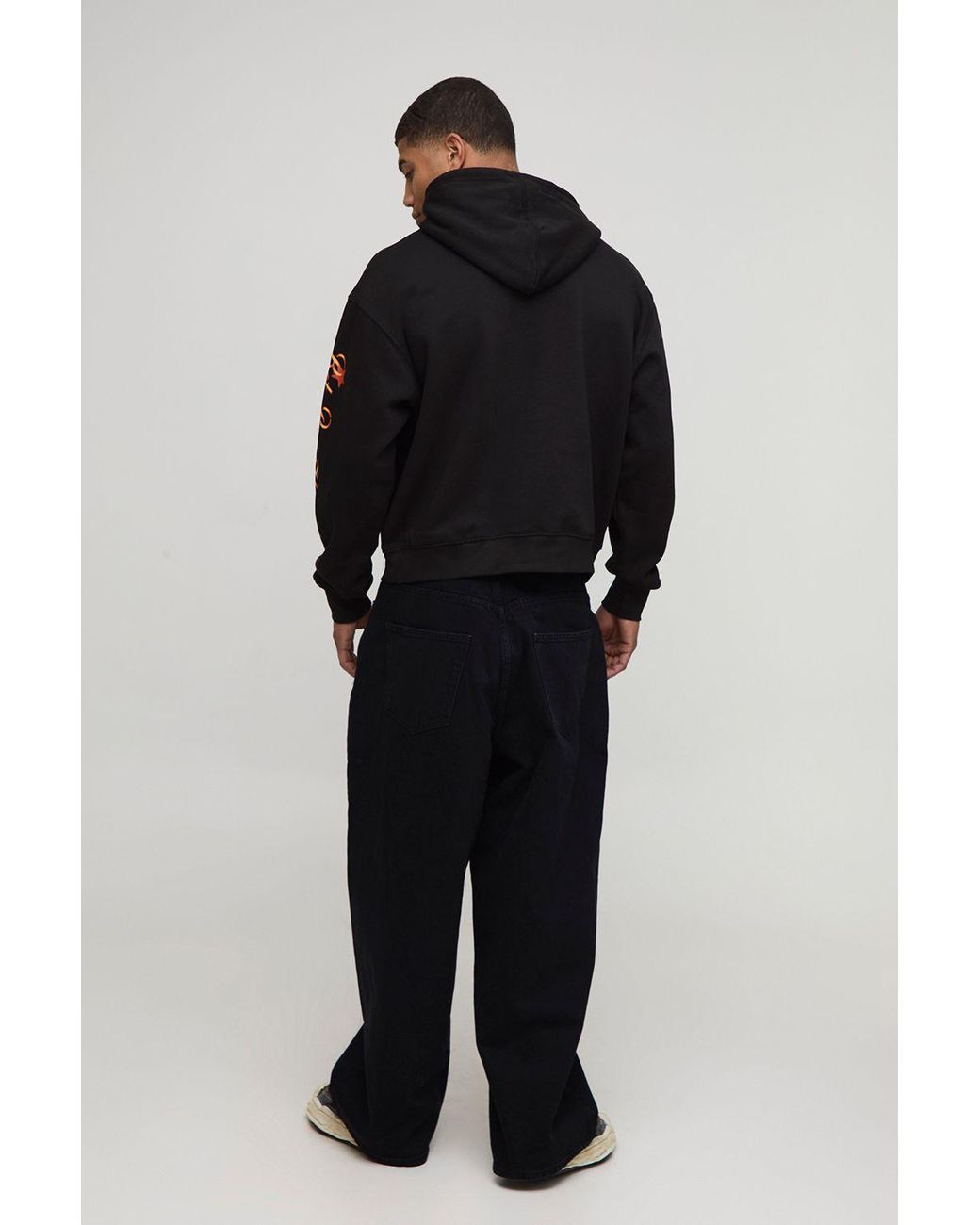 BoohooMAN Black Oversized Boxy American Tour Graphic Hoodie for men