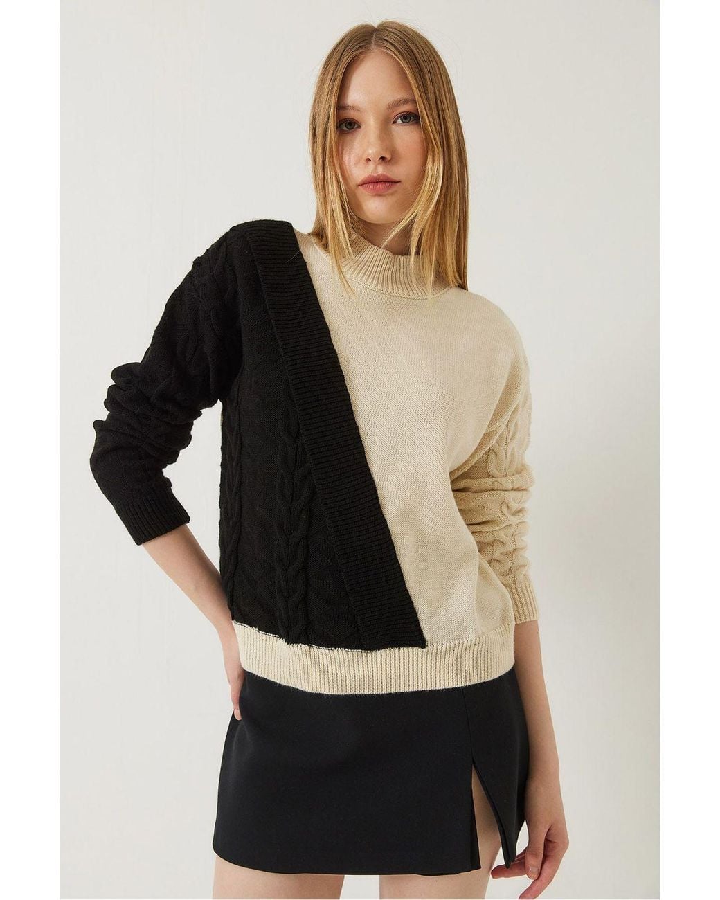 Bianco Lucci Black Patterned Half Turtleneck Ribbed Sweater