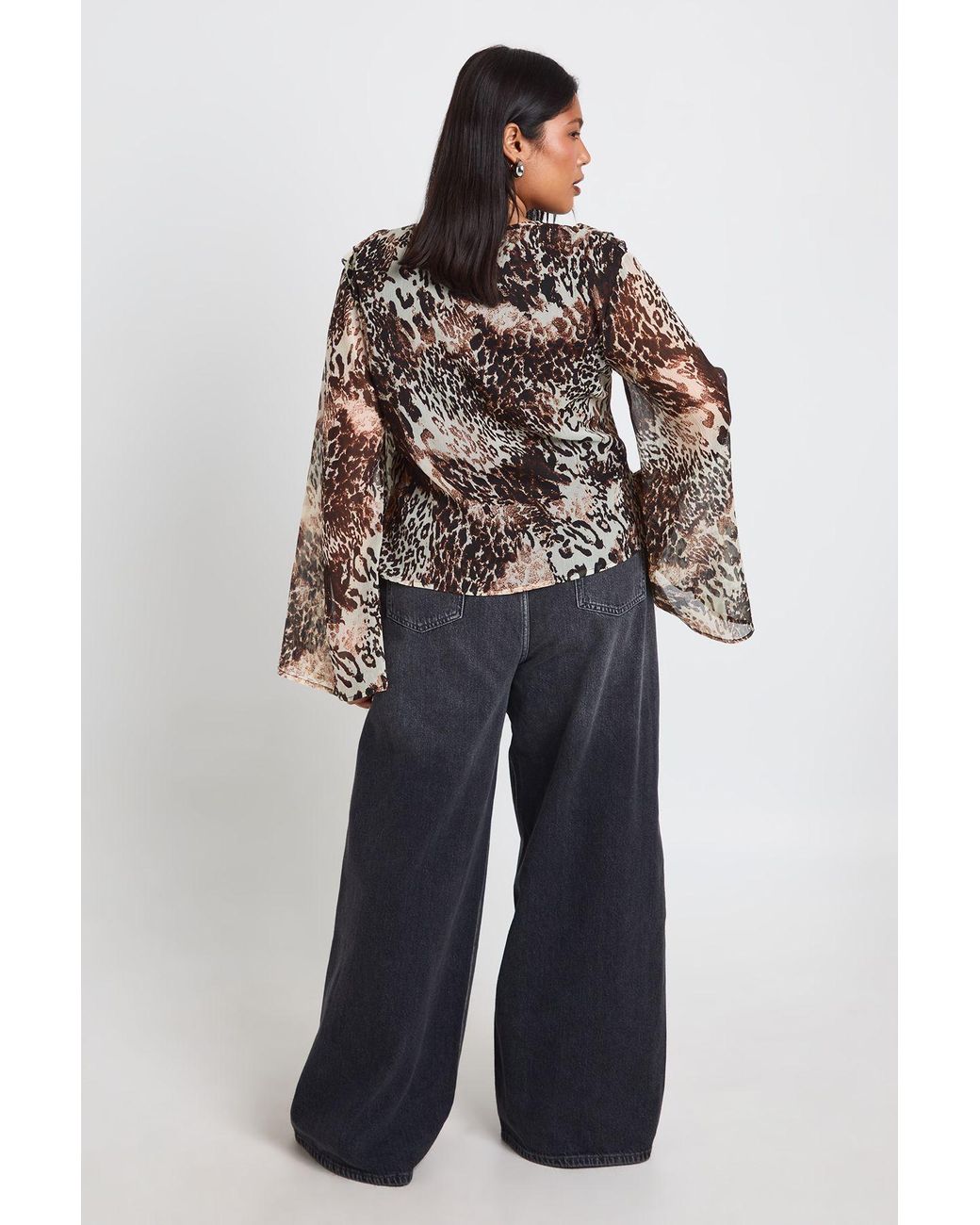 Boohoo Blue Plus Mixed Animal Chiffon Ruffle Tie Front Blouse