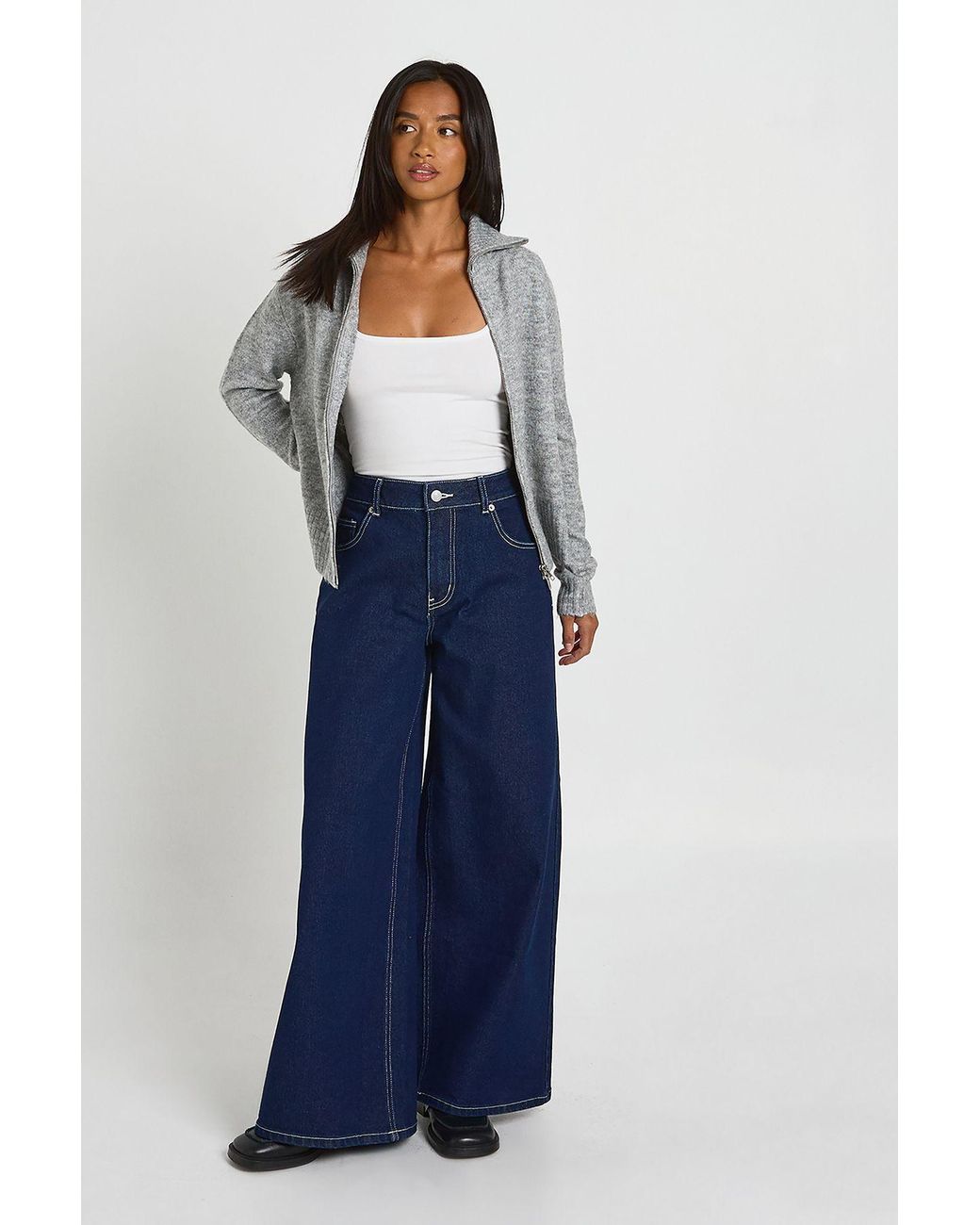 Boohoo Blue The Petite Mid Waist Wide Leg Jean
