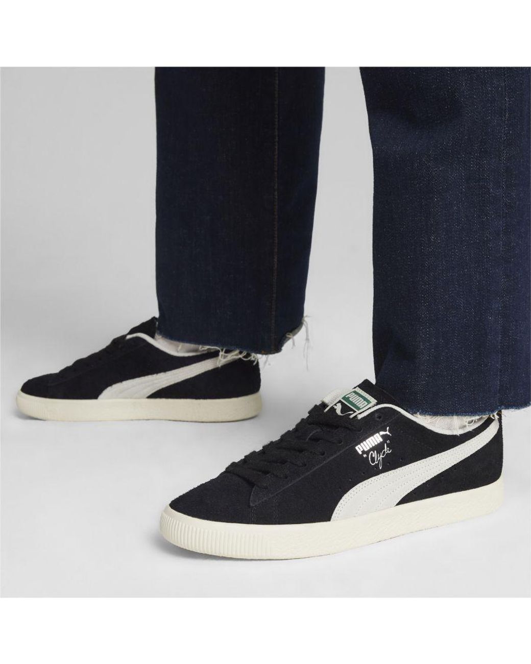 Puma clyde black suede deals