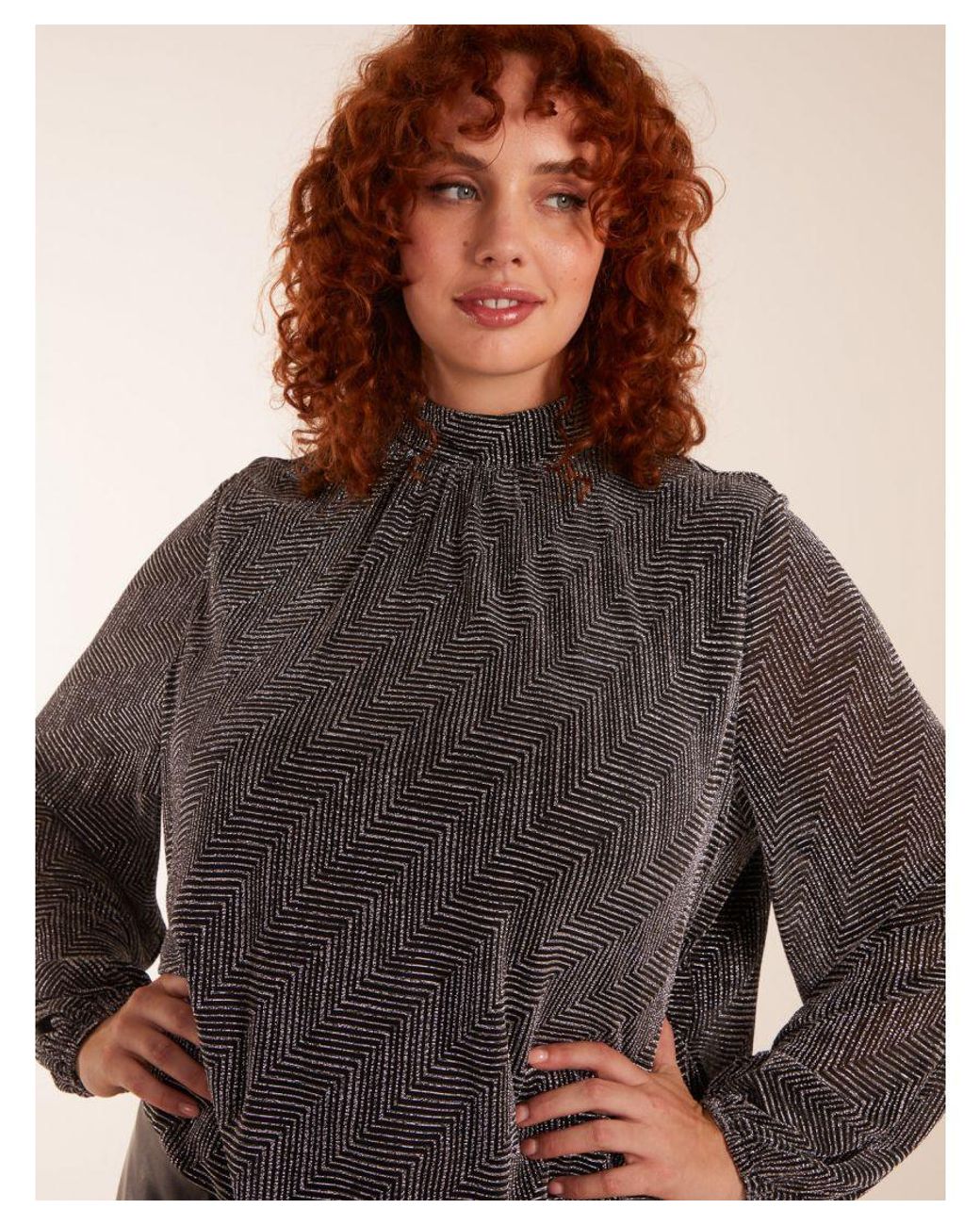 Blue Vanilla Gray Curve Puffball High Neck Top