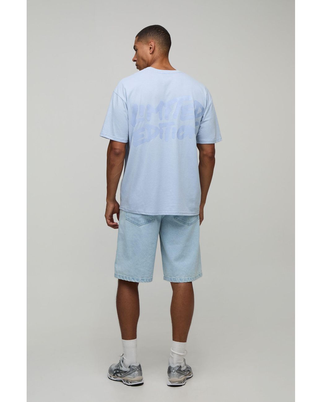 BoohooMAN Blue Oversized Limited Edition Gloss Print T-Shirt for men