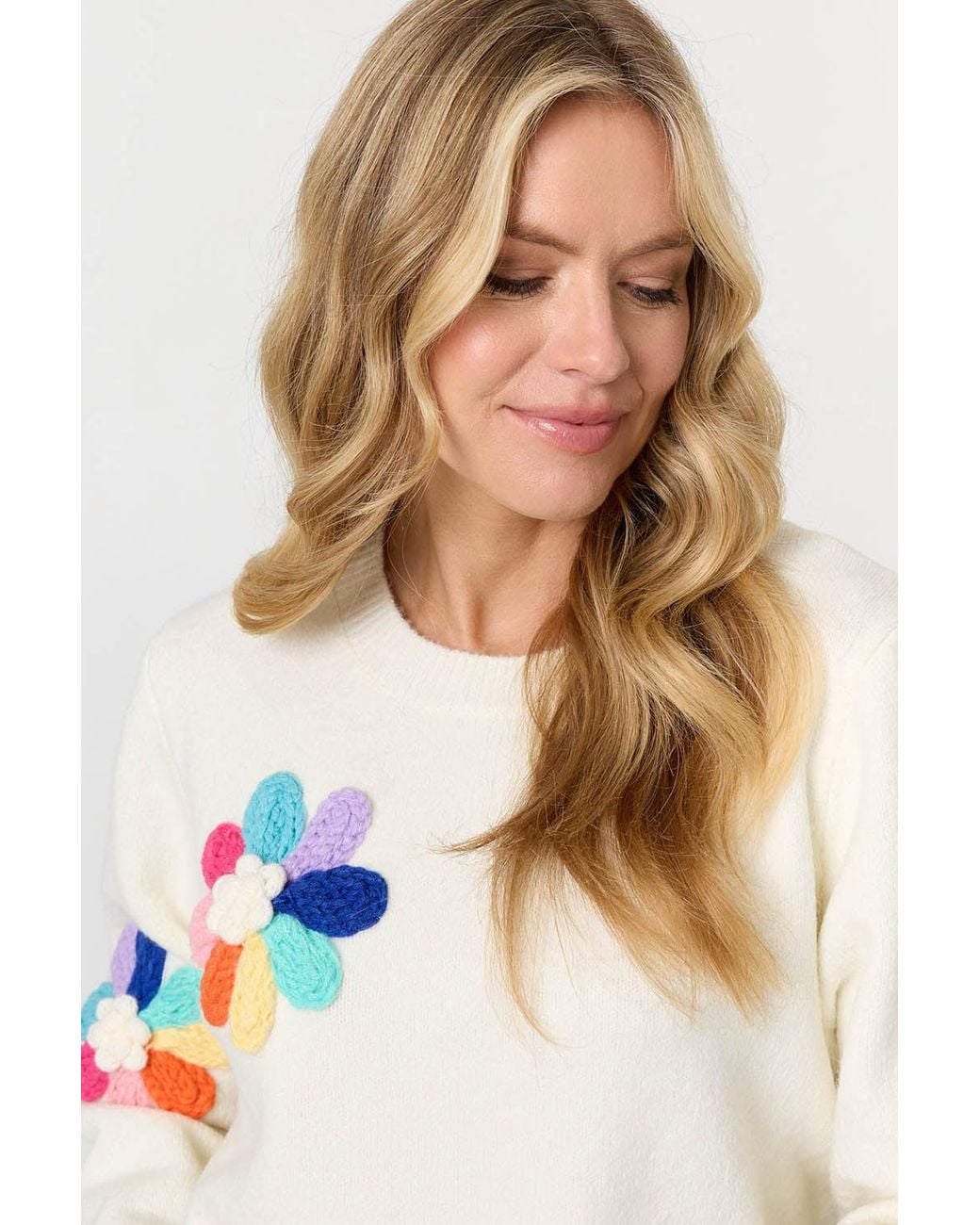 Izabel London White Floral Embroidered Detail Jumper