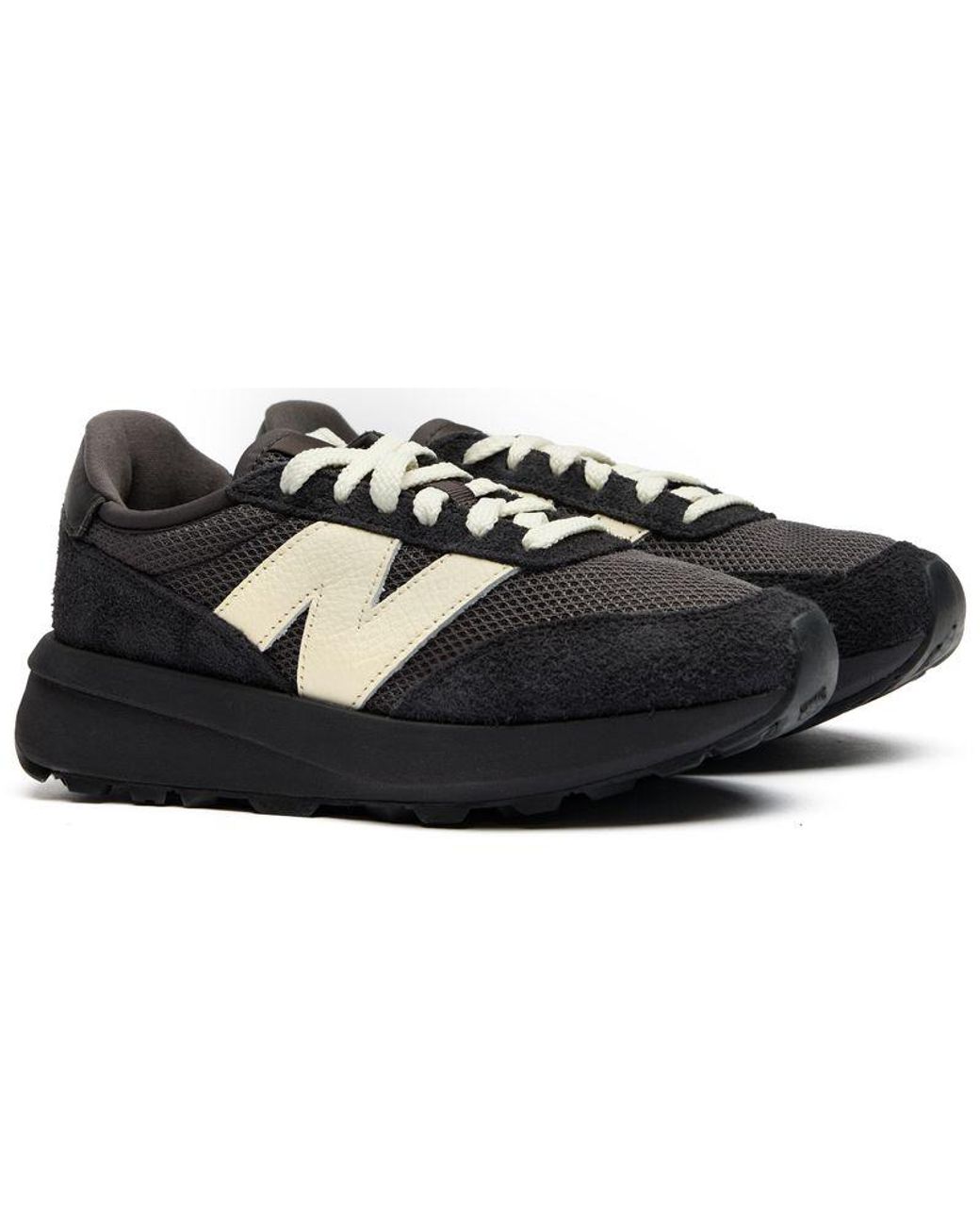 New Balance Black 370 Trainers