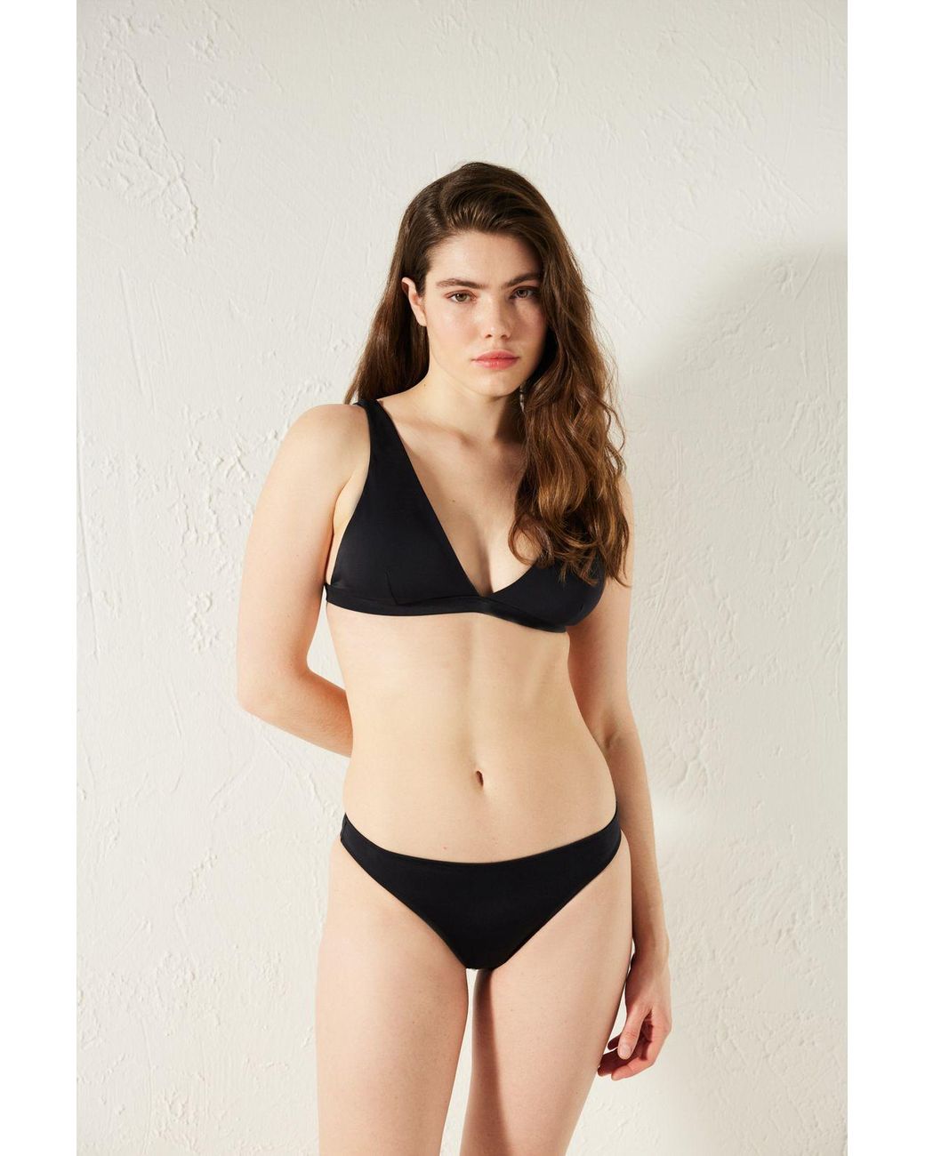 Penti Black Low-Waist Solid Bikini Bottoms