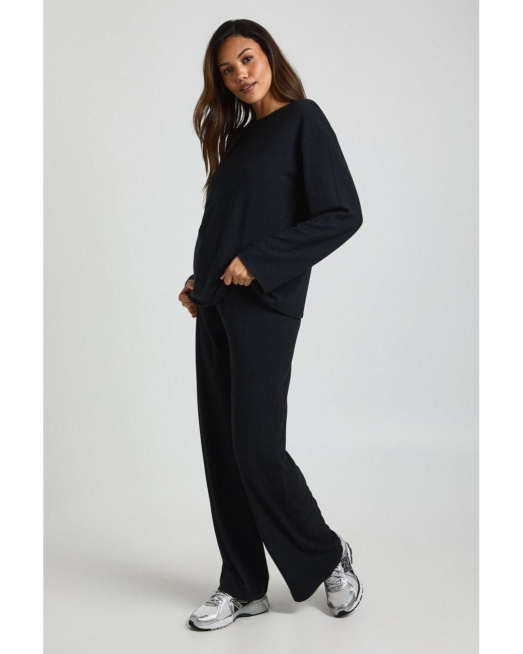 Boohoo Black Maternity Long Sleeve T-Shirt & Wide Leg Trouser Co-Ord