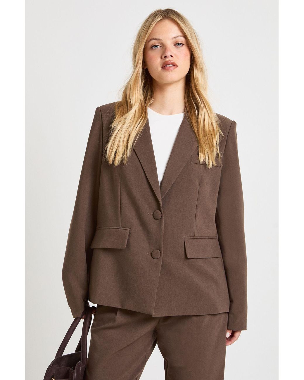 Boohoo Brown Petite Essential Relaxed Blazer