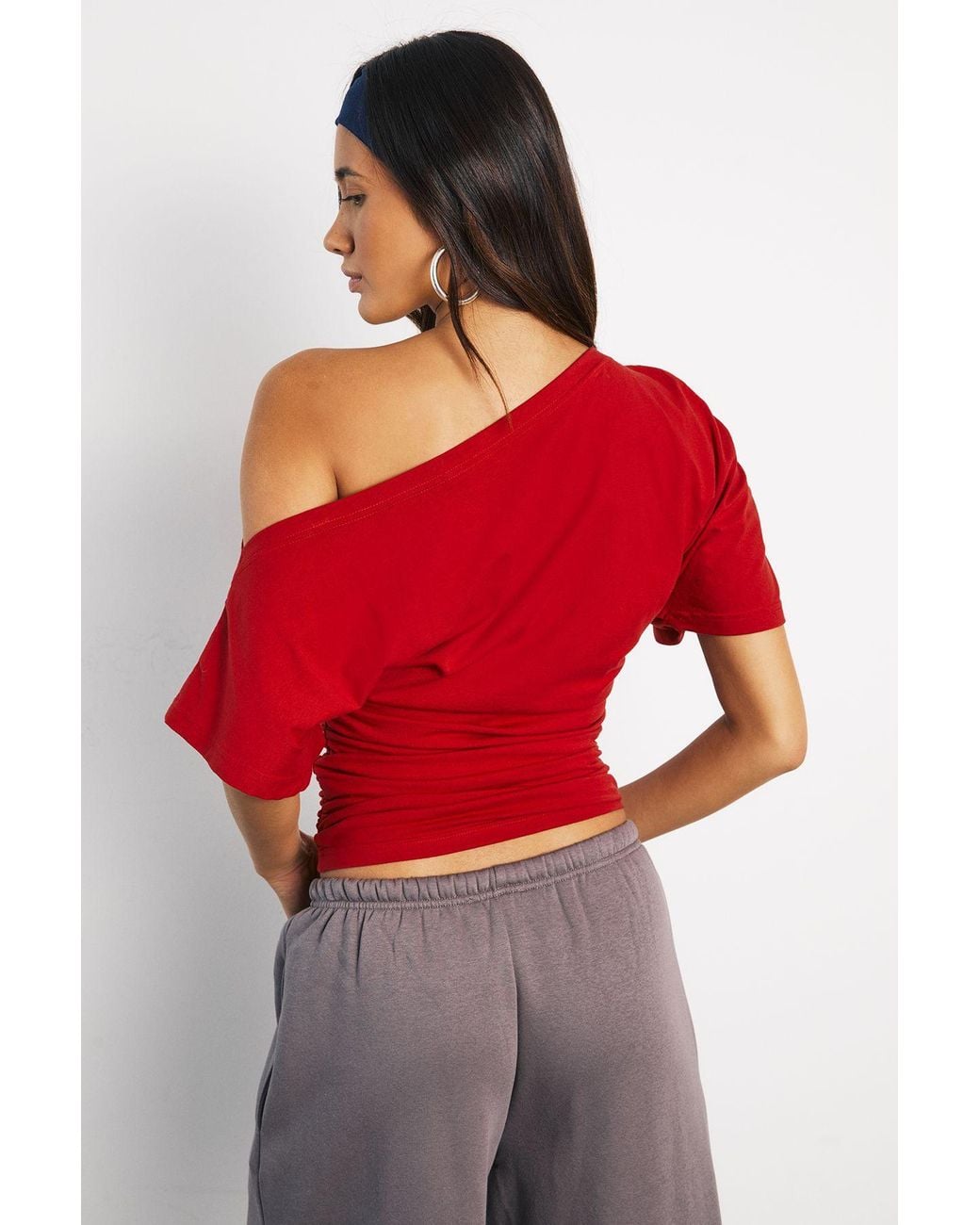 Boohoo Red Off The Shoulder Ruched T-Shirt