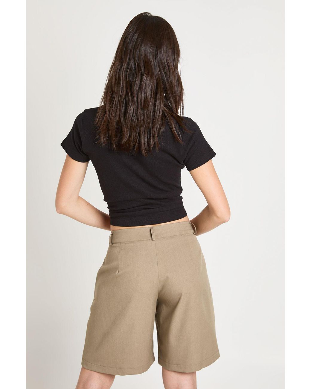 Boohoo Brown Pleat Front Tailored Bermuda Shorts