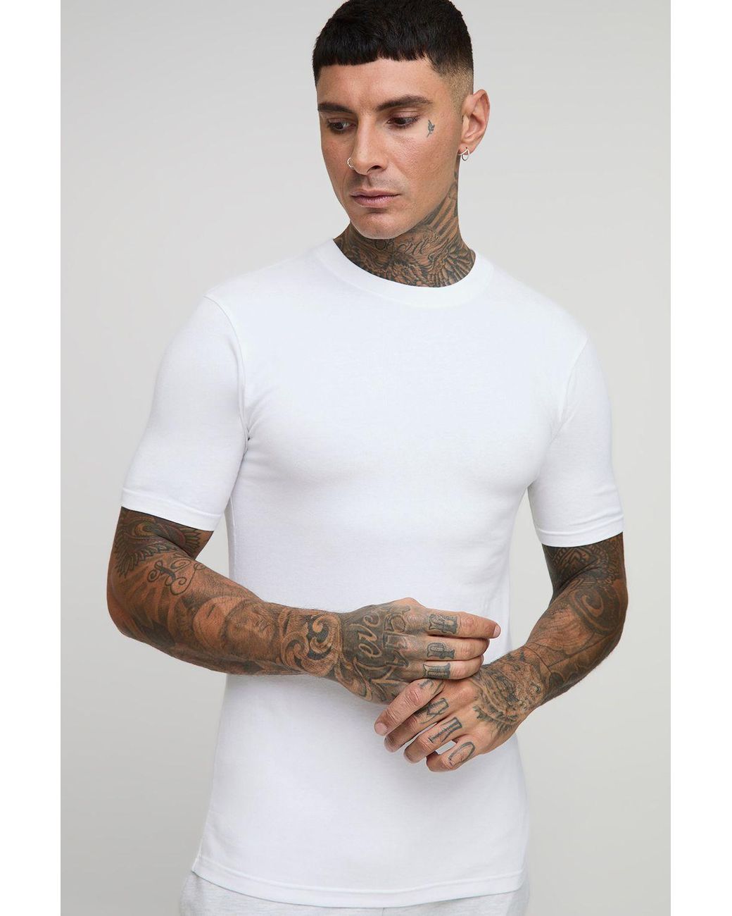 BoohooMAN White Tall Basic Muscle Fit T-Shirt for men