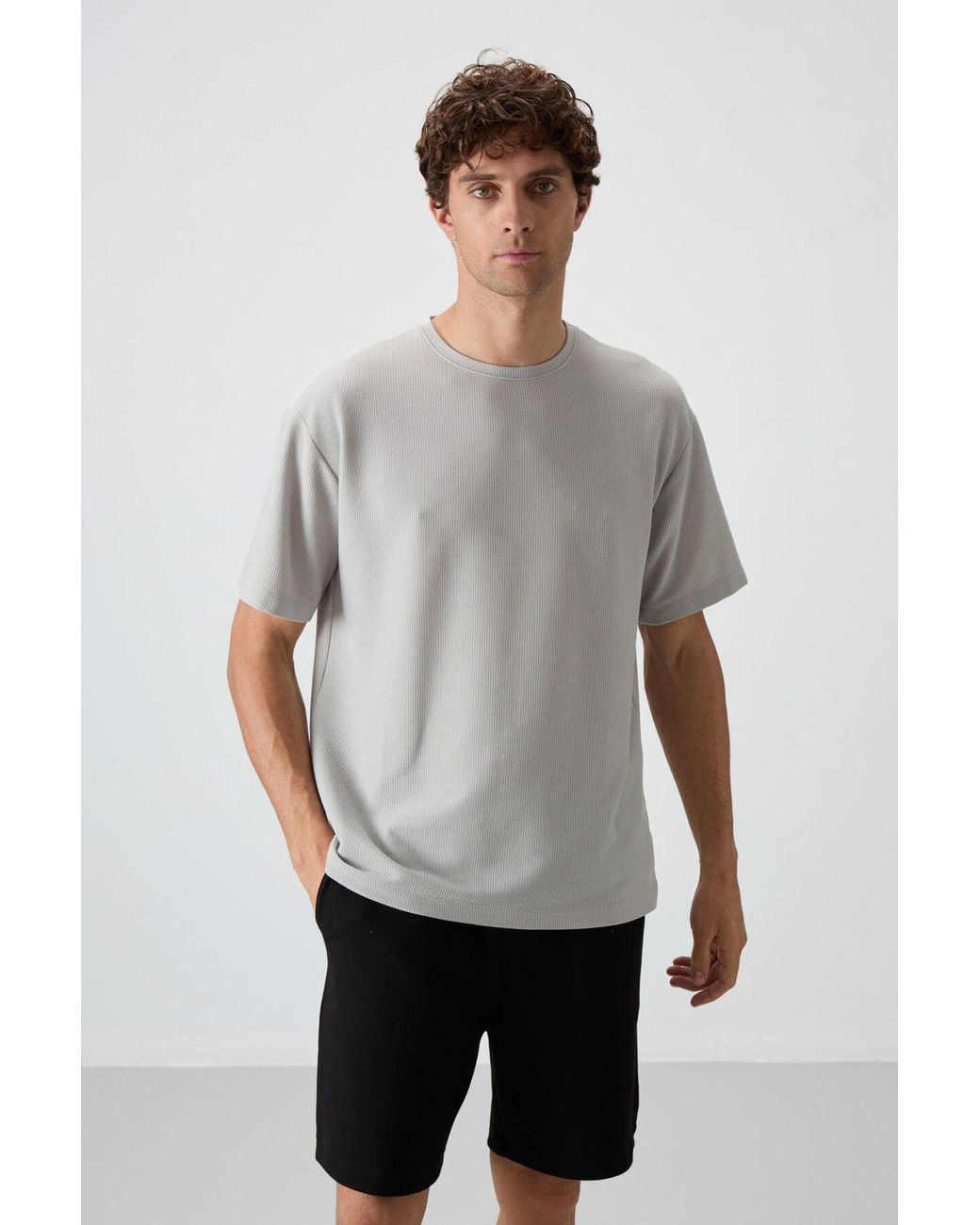 TOMMY LIFE Gray Oversized Crew Neck T-Shirt for men