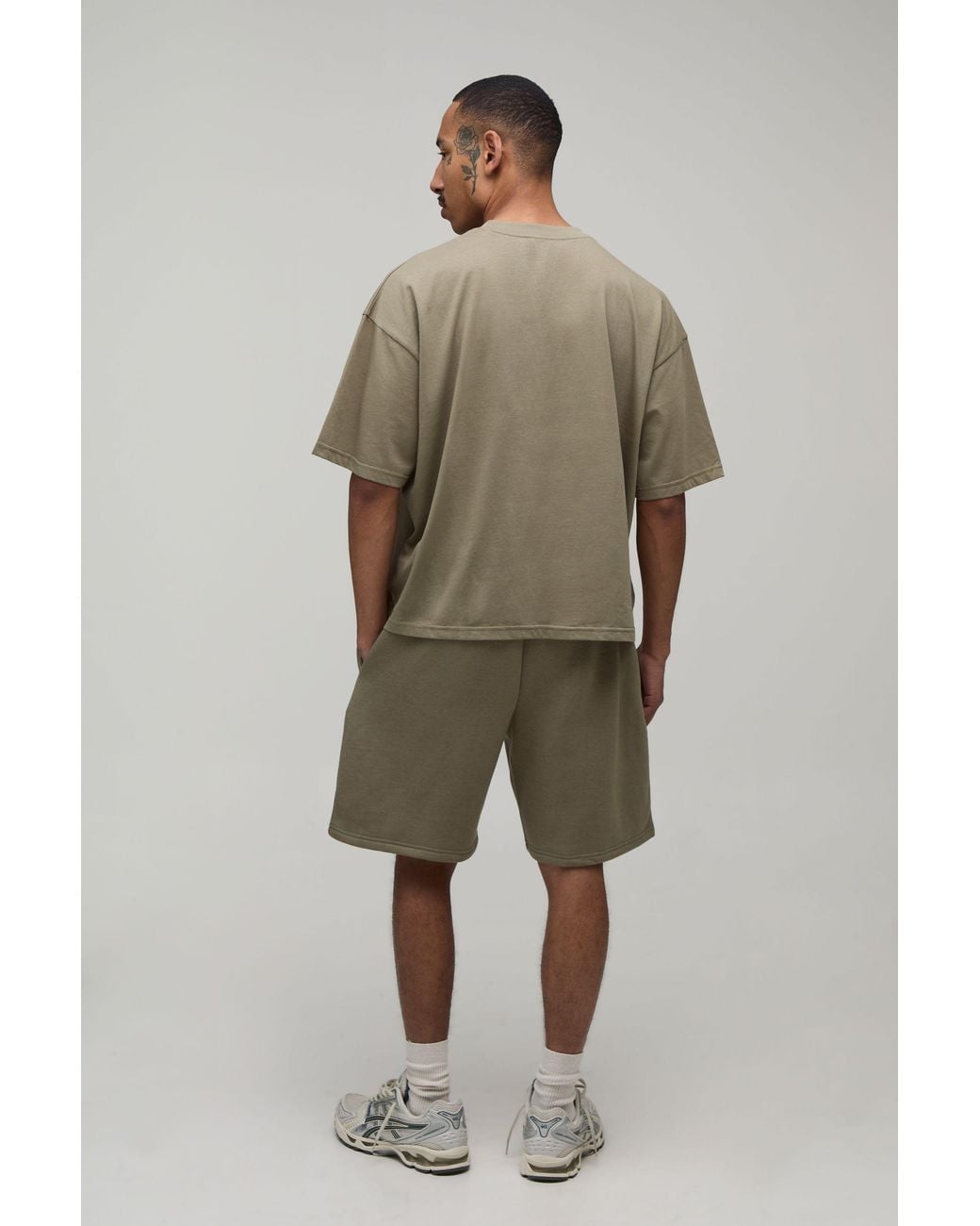 BoohooMAN Green Oversized Boxy Studded T-Shirt & Relaxed Short Set for men