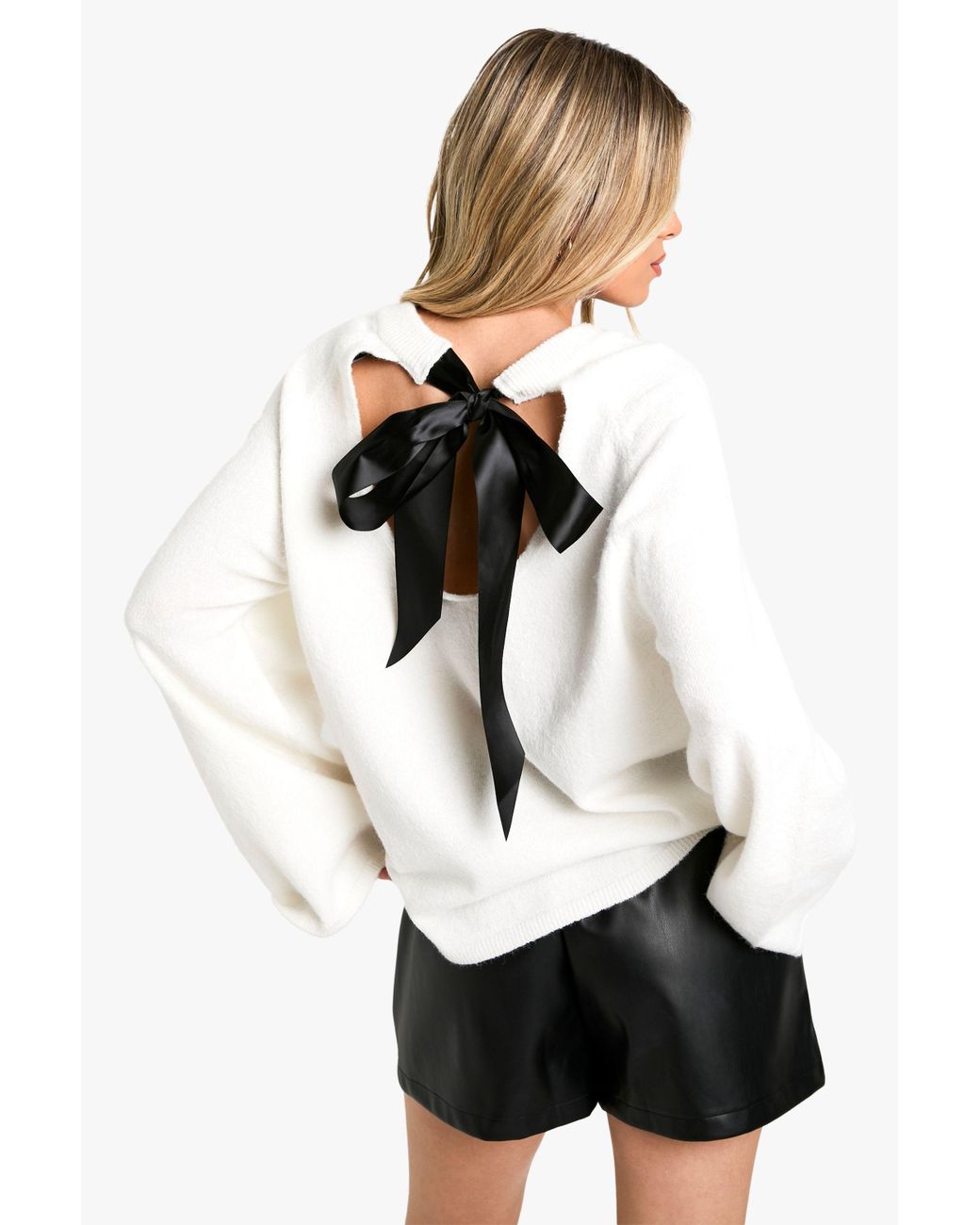 Boohoo White Bow Detail Oversized Knitted Jumper
