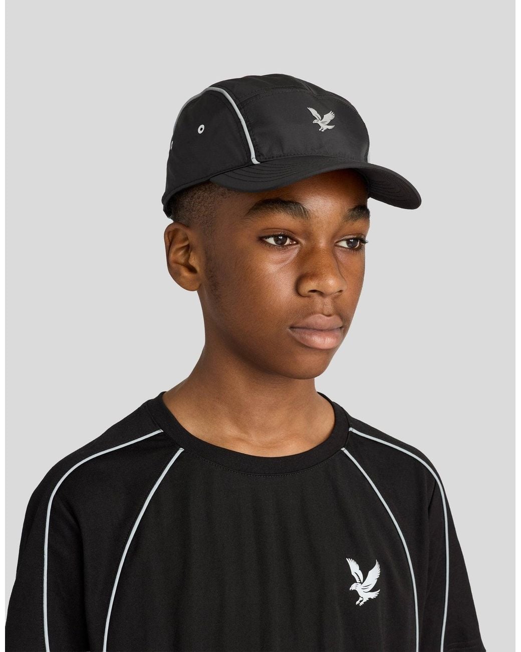 Lyle & Scott Black Reflective Piped Cap for men