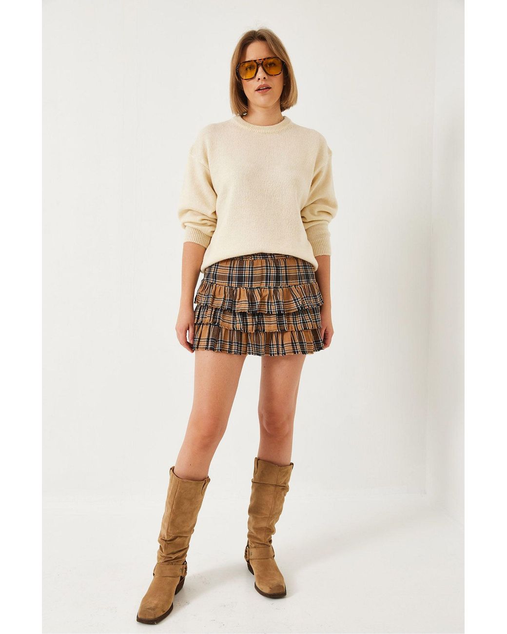 Bianco Lucci White Crew Neck Relaxed Fit Knit Sweater