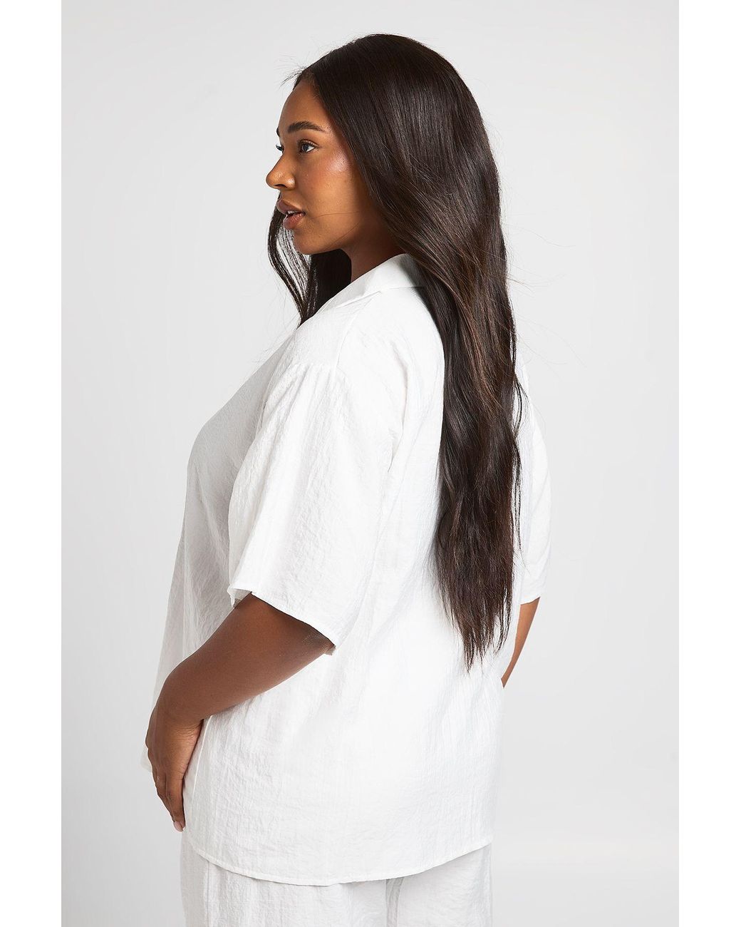 Boohoo White Plus Linen Look Short Sleeve Shirt