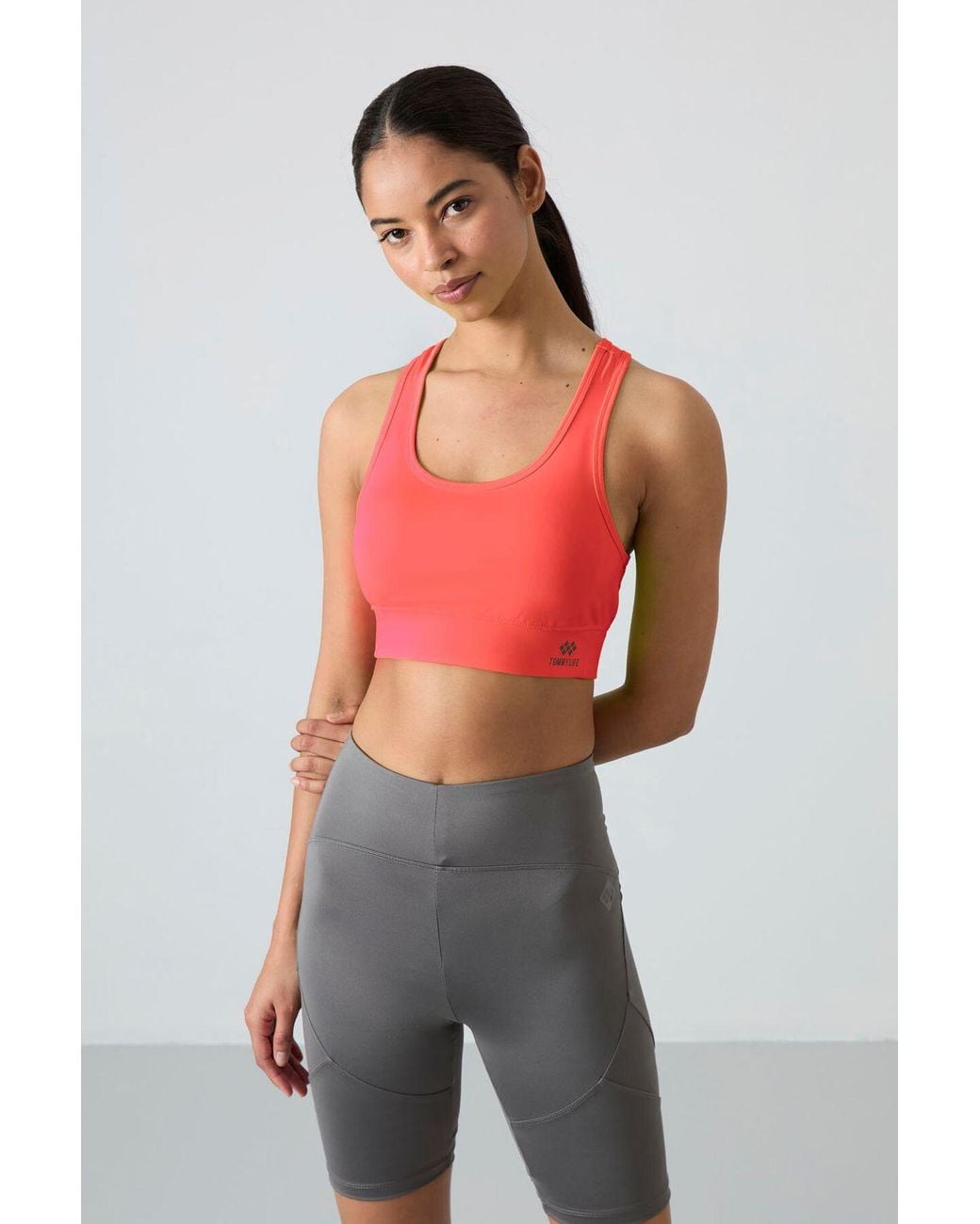 TOMMY LIFE Red Sleeveless Cropped Fitted Sports Top
