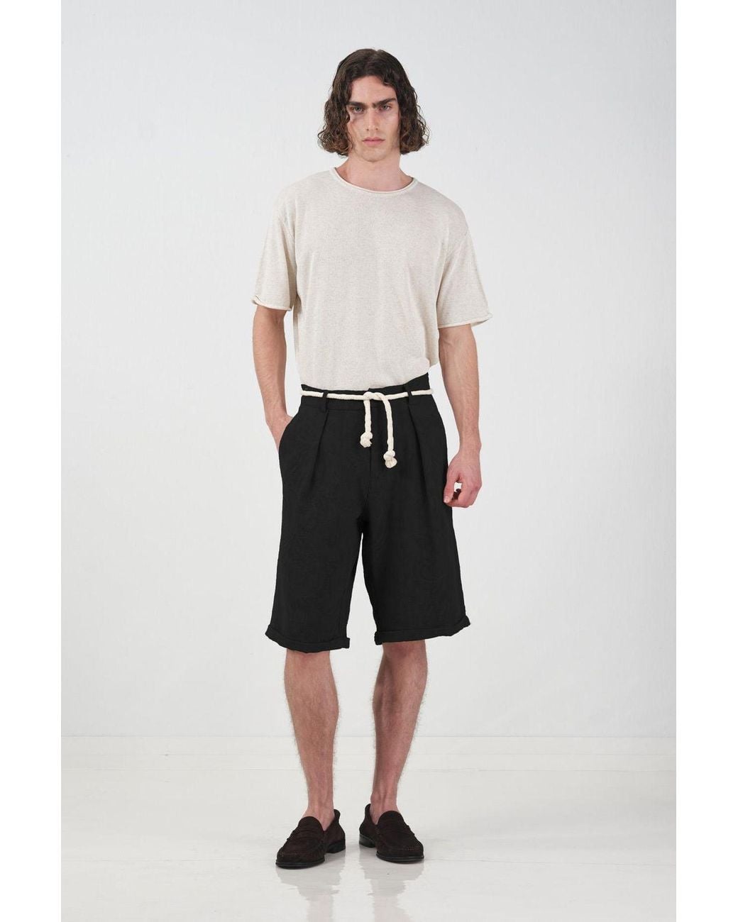 Giesto Black Wide Leg Mid Waist Shorts With Tie Detail for men