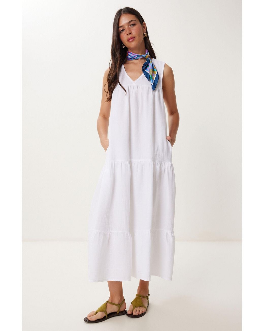 Happiness İstanbul White Frilly V-Neck Midi Dress