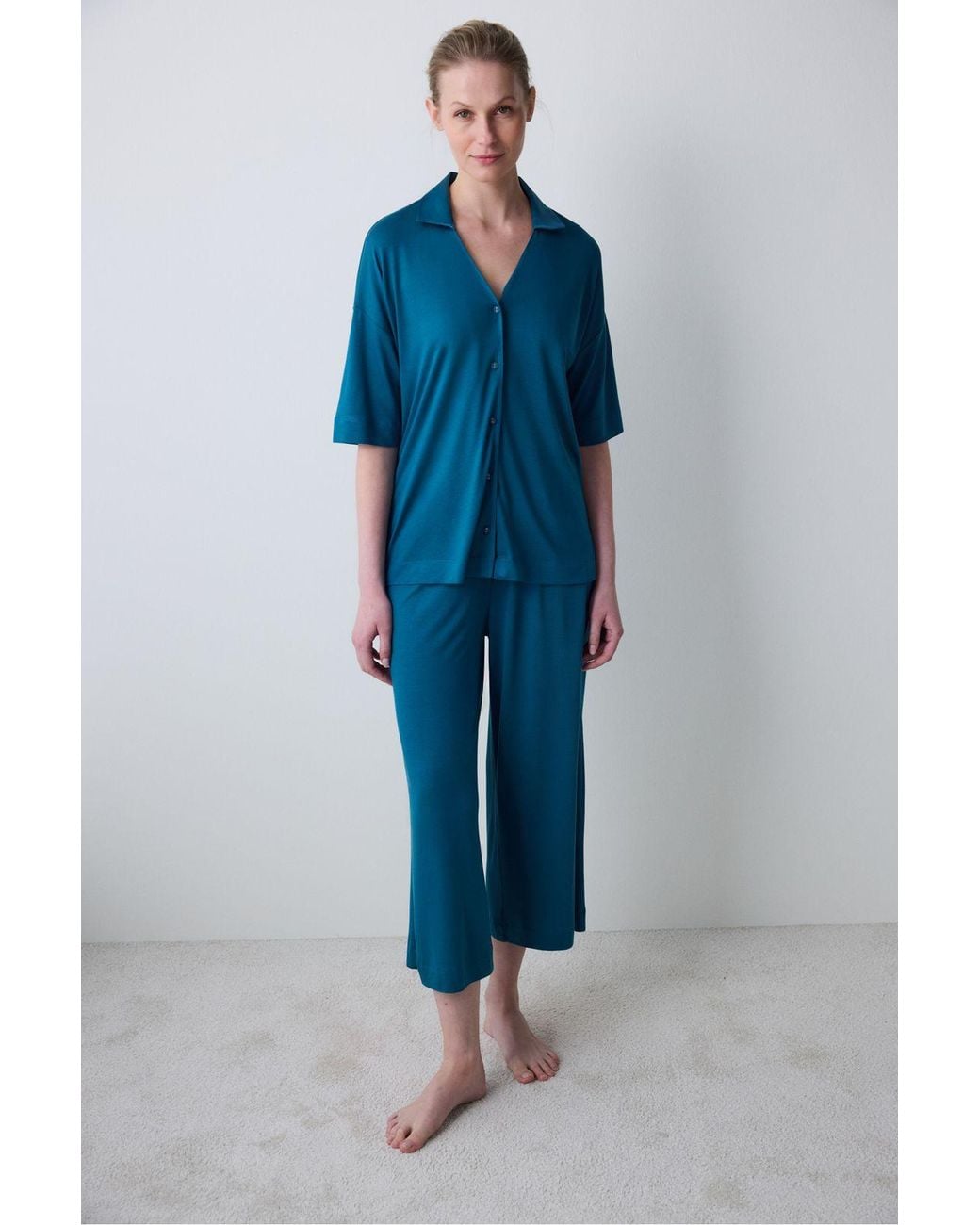 Penti Blue Aging Collagen Shirt Capri Pajama Set