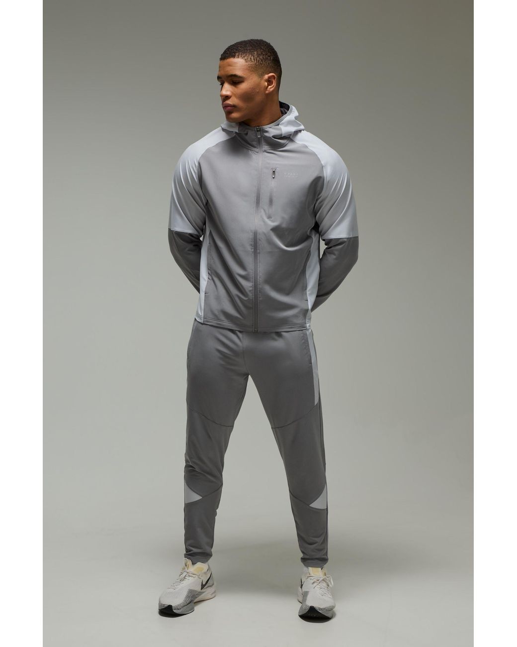 BoohooMAN Gray Active Colour Block Regular Fit Jogger Tracksuit for men
