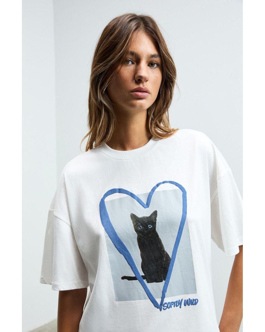 Grimelange White Oversized Printed Crew Neck T-Shirt