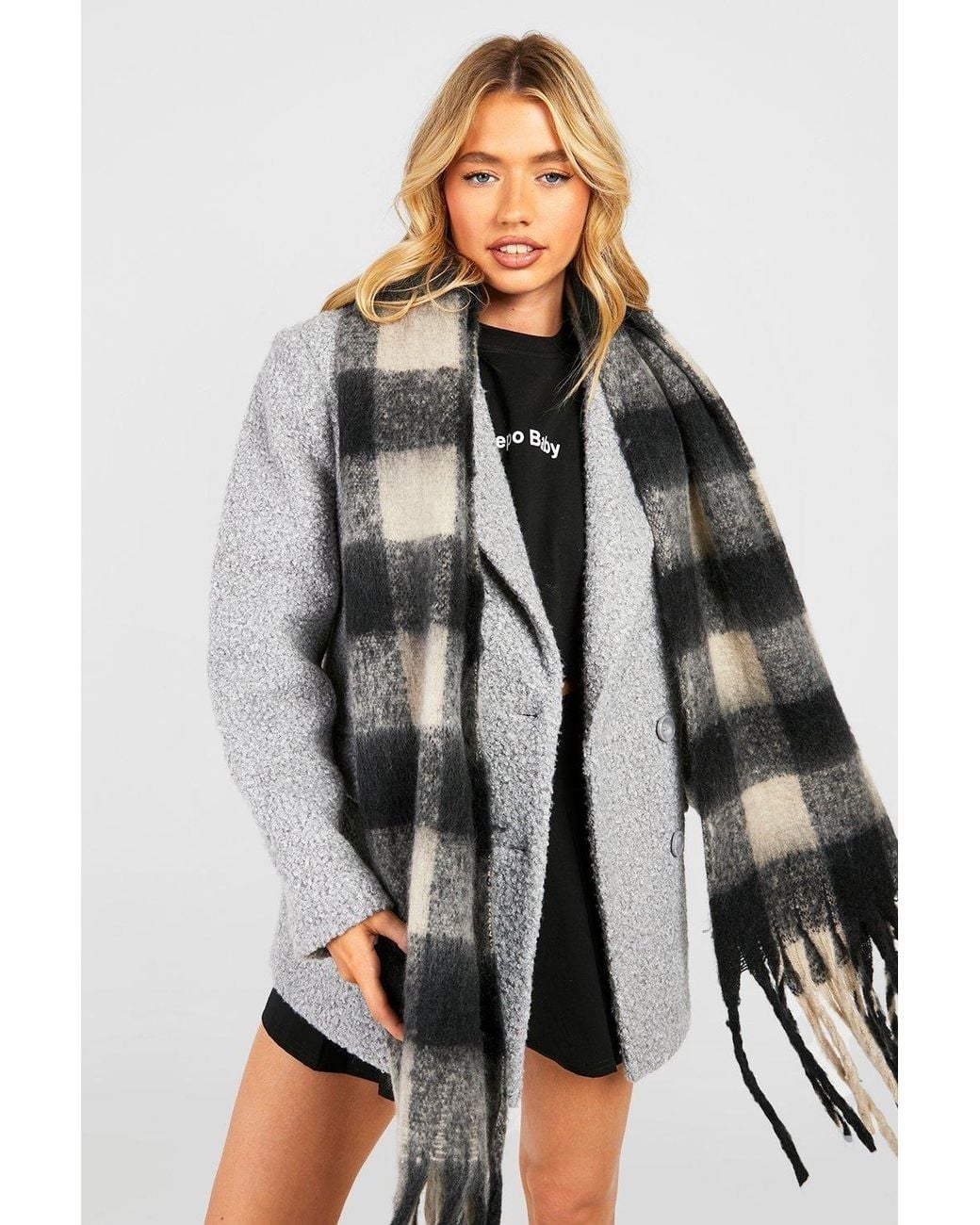 Boohoo Black Chunky Check Tassel Scarf