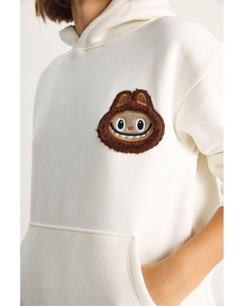 Bianco Lucci White Hooded Embroidered Sweatshirt