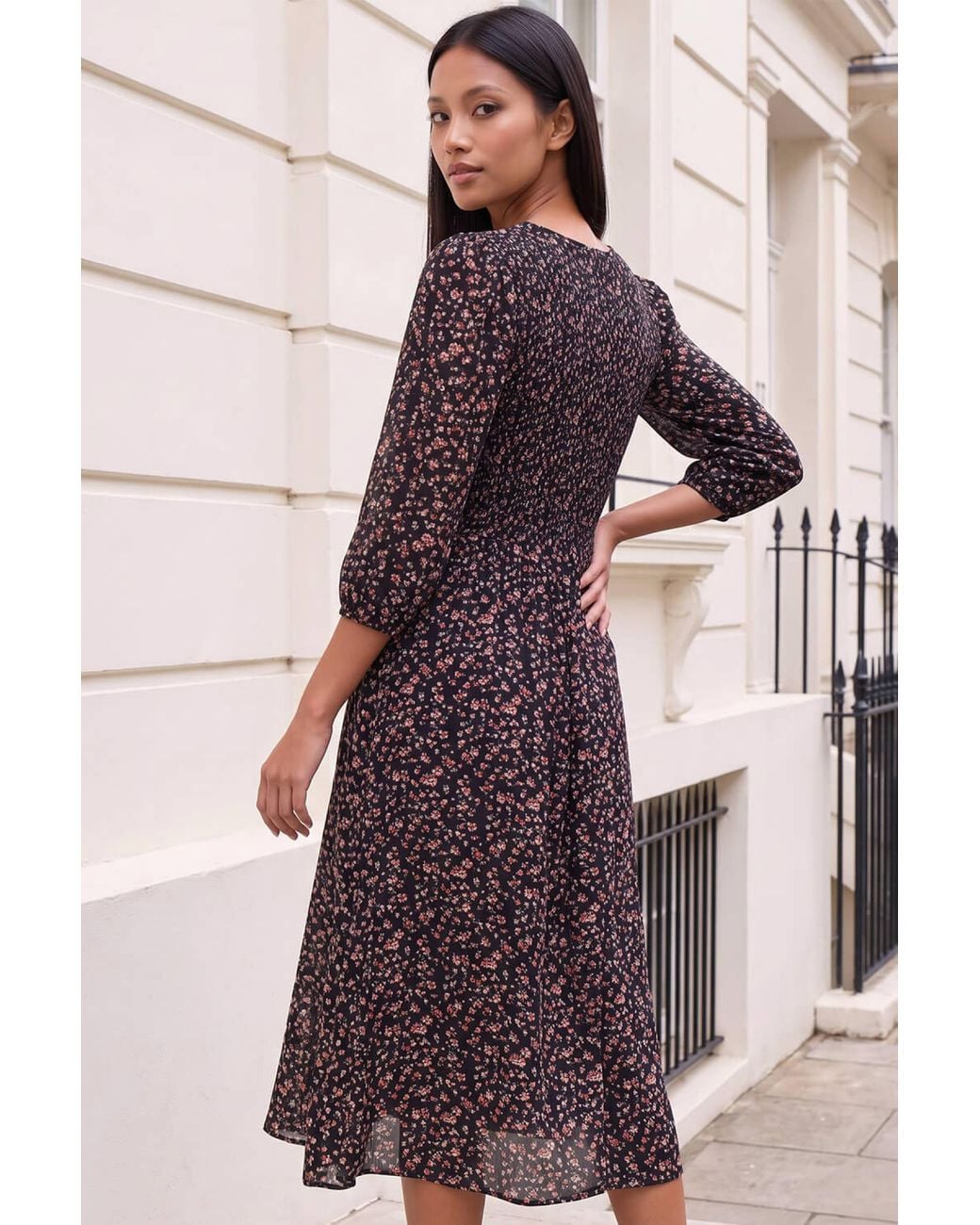 Roman Black Petite Floral Shirred Bodice Dress
