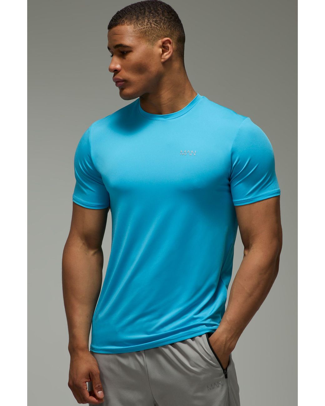 BoohooMAN Blue Active Regular Fit T-Shirt for men