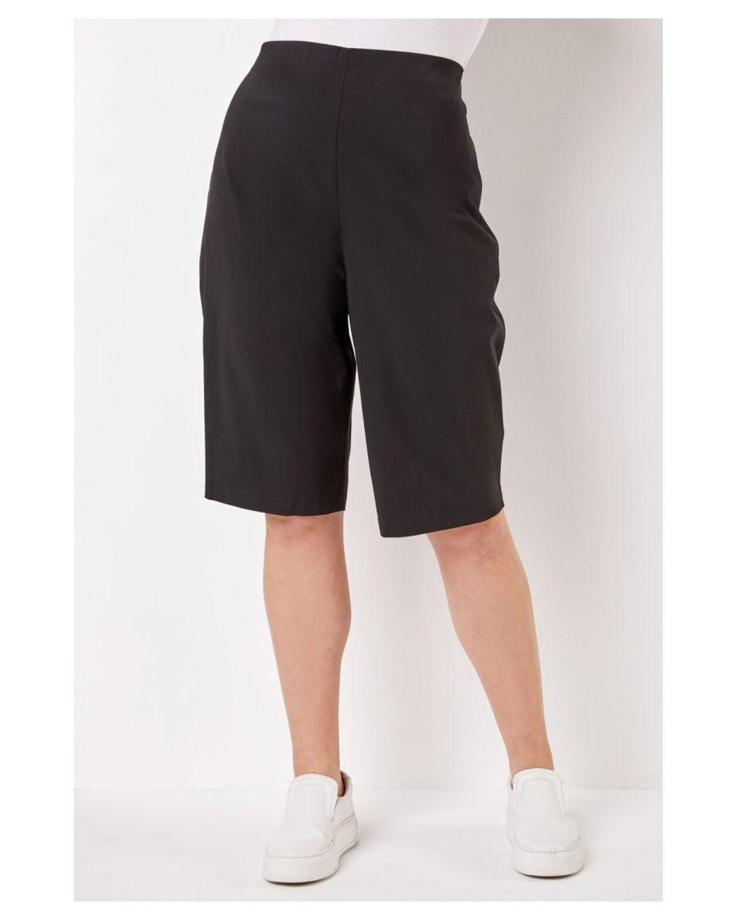 Roman Curve Black Knee Length Elastic Waist Stretch Shorts