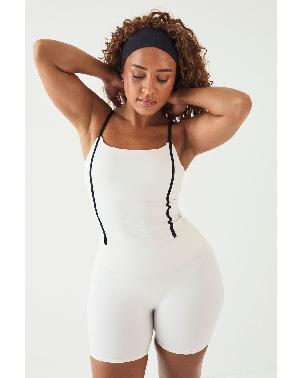 DSGN Studio White Sculpt Contrast Piping Vest Top