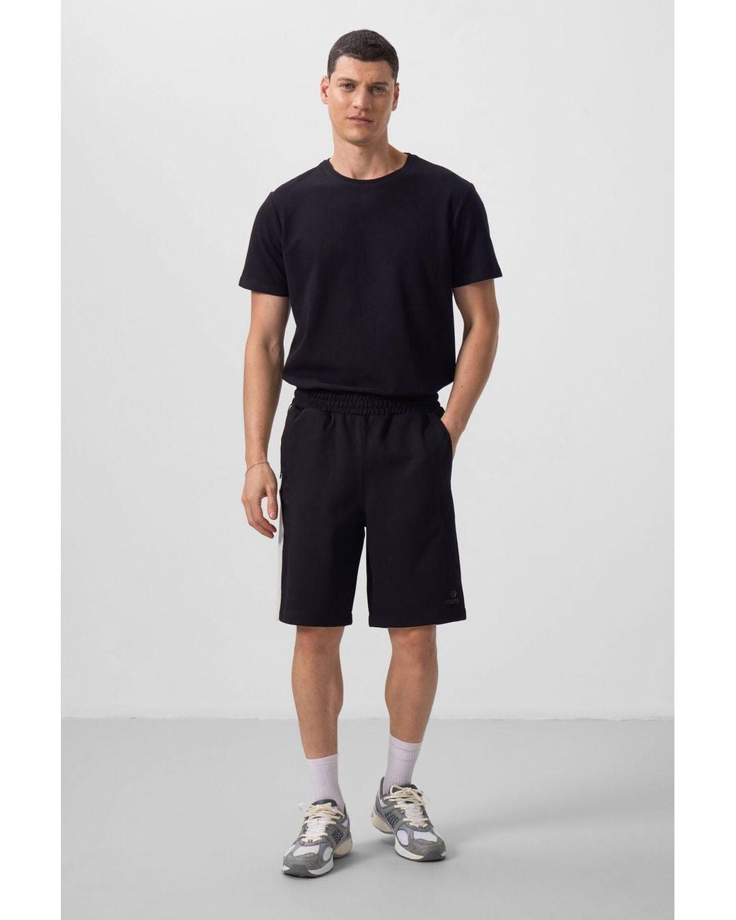 TOMMY LIFE Blue Oversized Cotton-Blend Knit Shorts for men