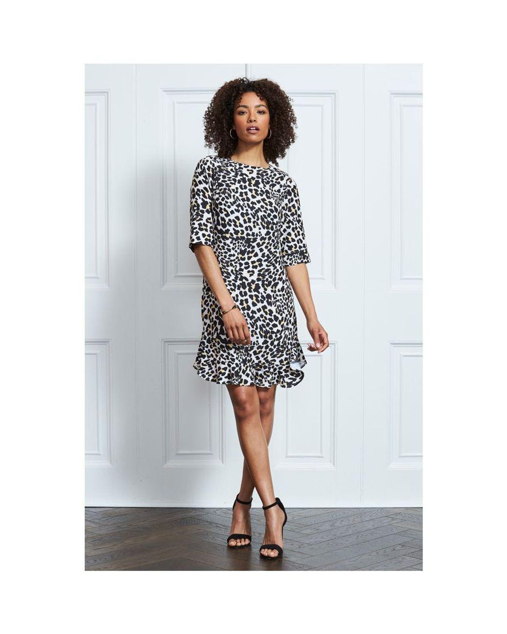 Sosandar White Print Ruffle Hem Shift Dress