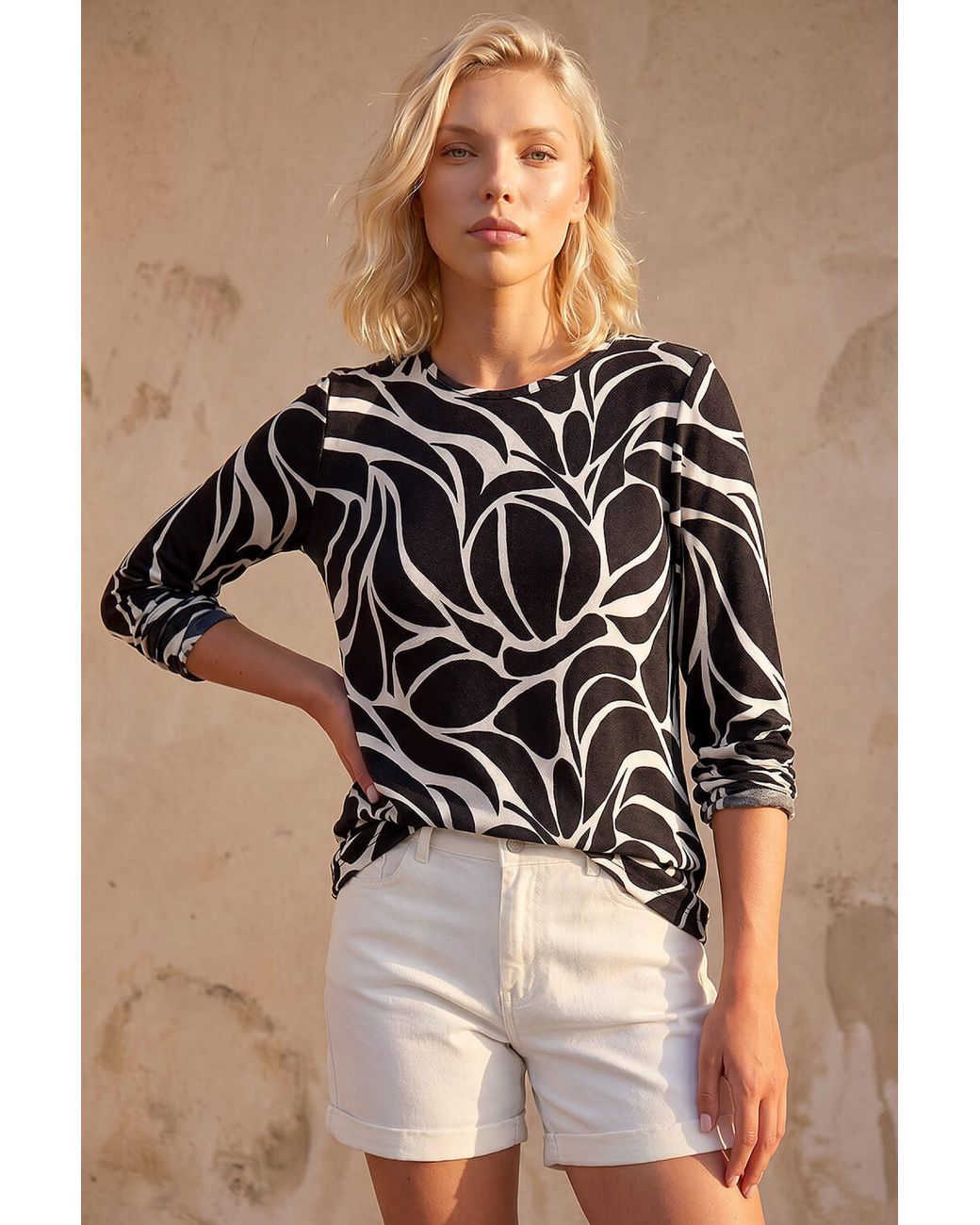 Roman Black Petite Abstract Print Top