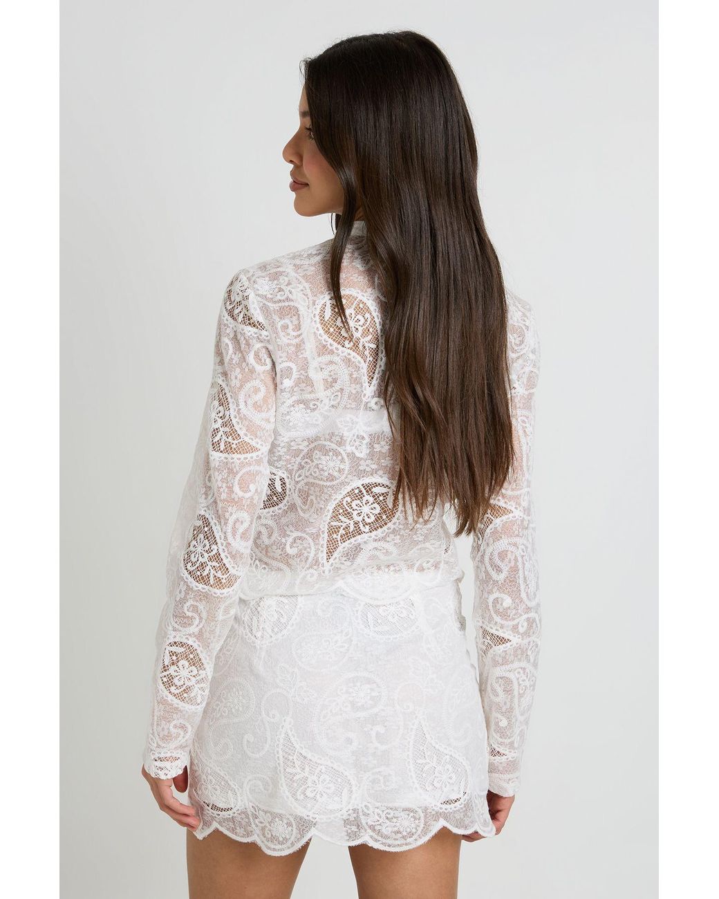 Boohoo White Crew Neck Paisley Scallop Edge Top