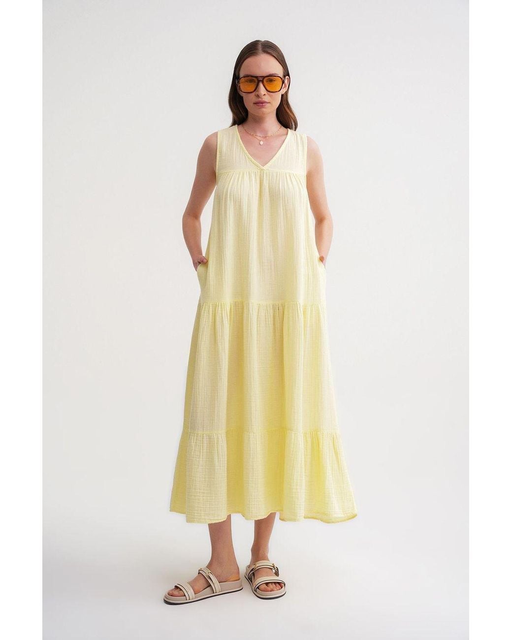 MixRay Yellow Sleeveless V-Neck Muslin Midi Dress With Pockets
