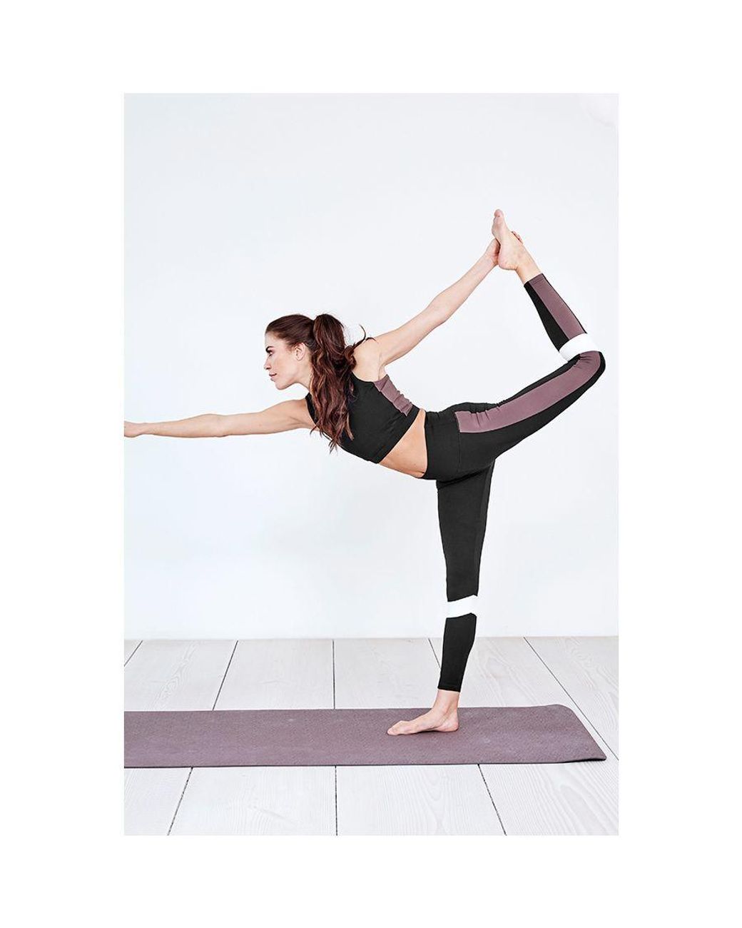 Sosandar Pink Panel Detail Activewear Leggings