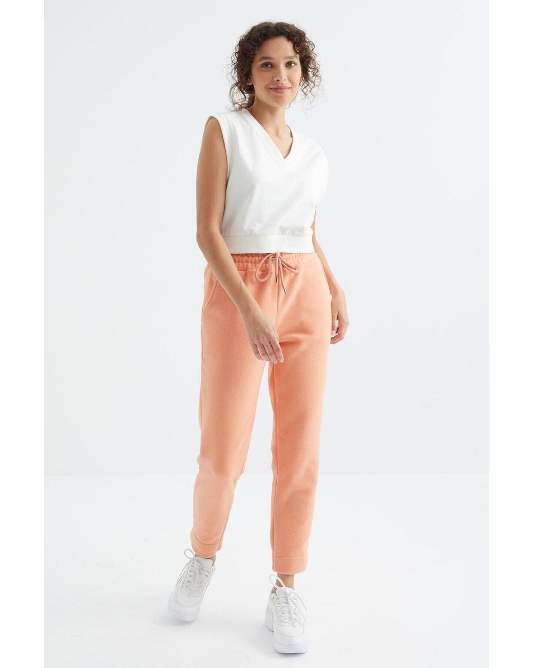 TOMMY LIFE White Jogger Sweatpants