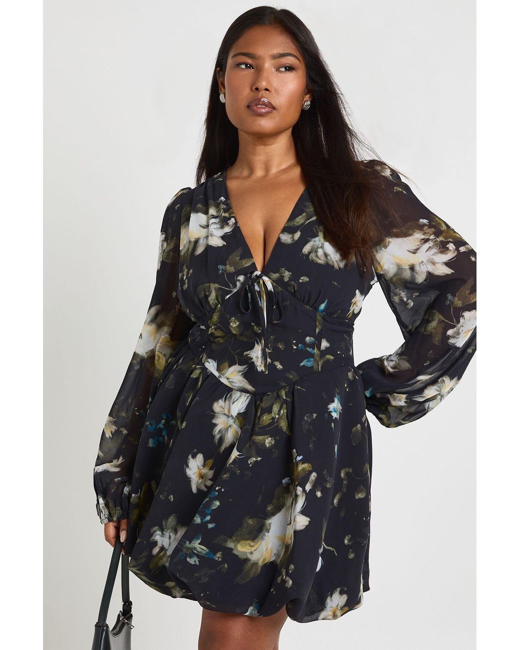 Boohoo Black Plus Dark Floral Puffball Hem Skater