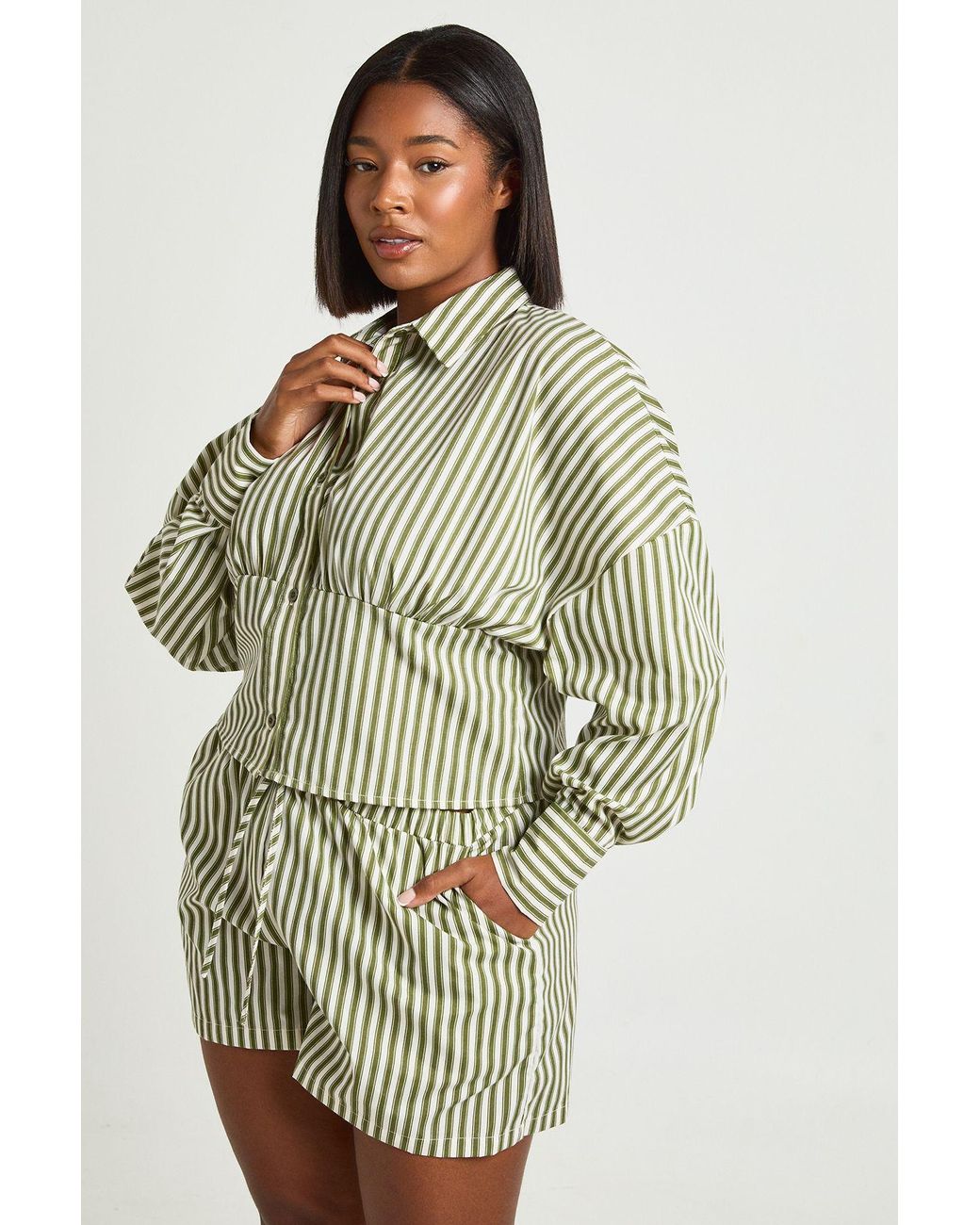 Boohoo Green Plus Stripe Drawcord Shorts