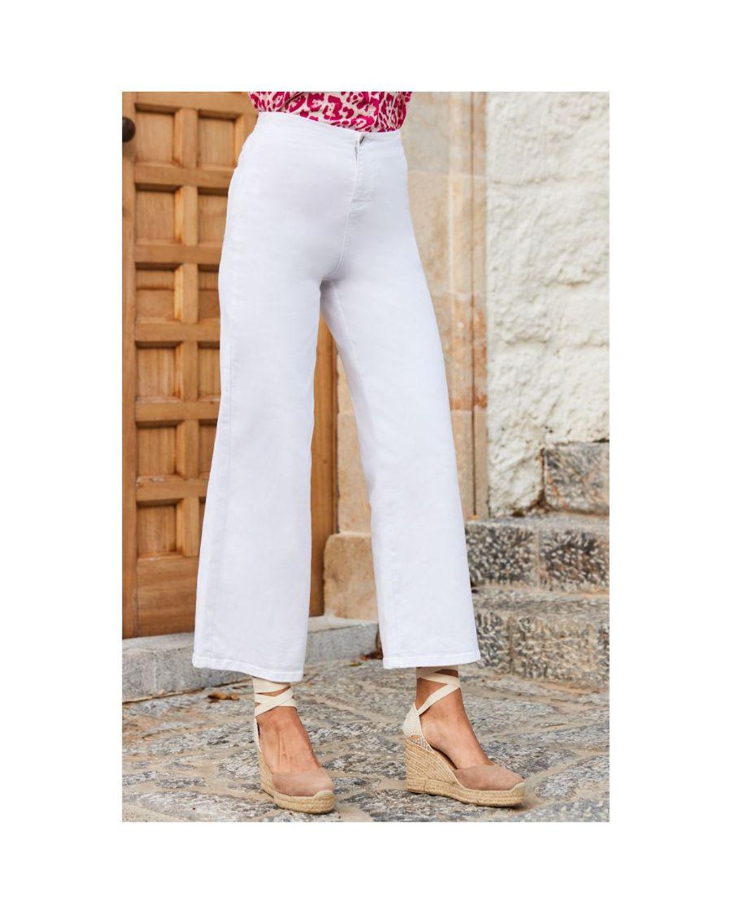 Sosandar Pink Wide Leg Cropped Jeans