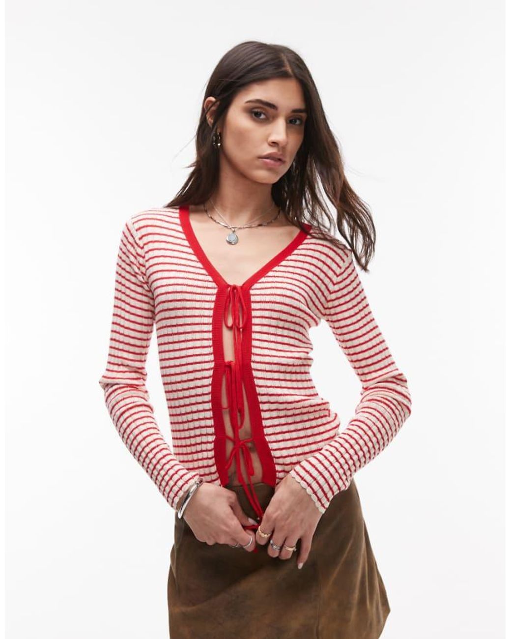 Résumé Red Front Tip Up Cardigan