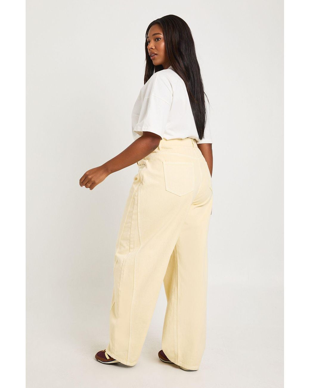 Boohoo Natural Plus Mid Waist Twisted Seam Barrel Leg Jean