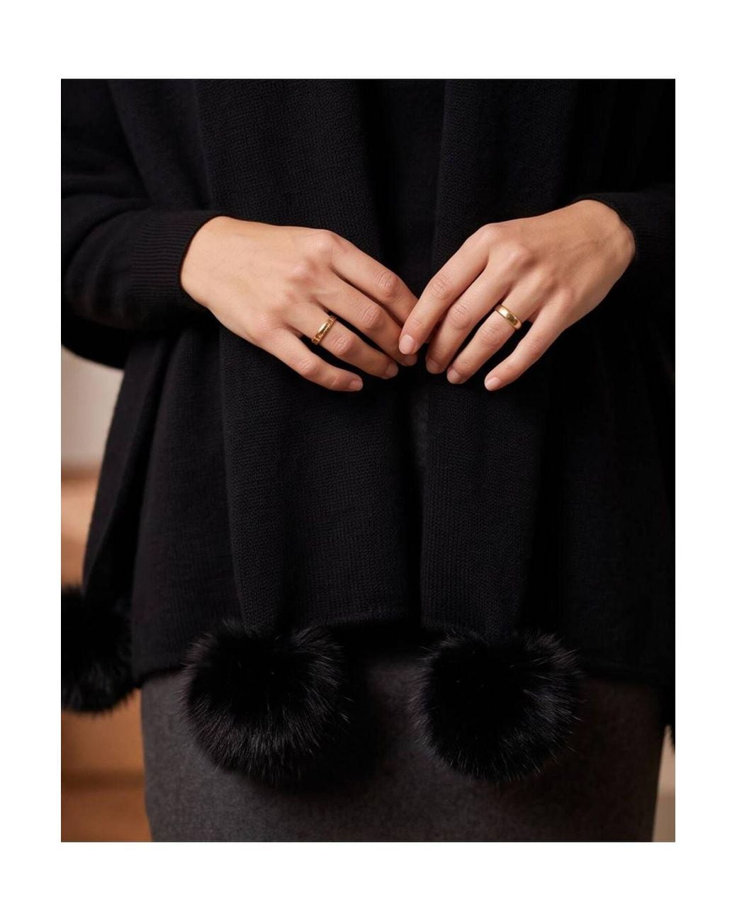 RYVAN Black Scarf