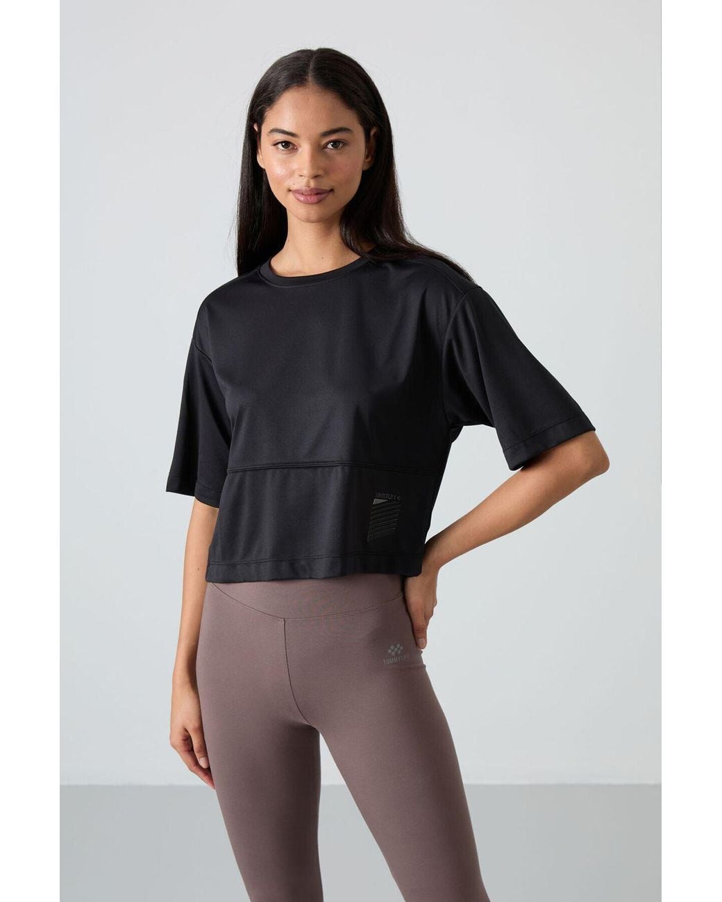 TOMMY LIFE Black T-Shirt